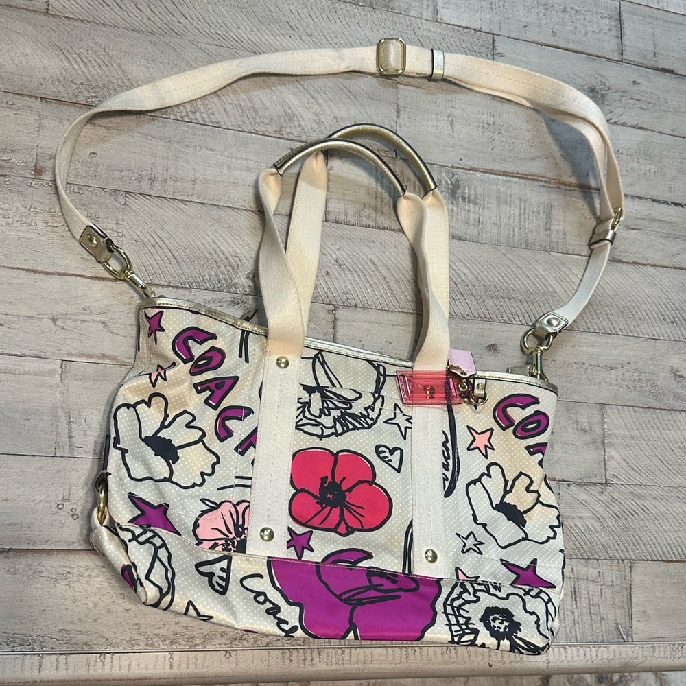 Authentic COACH Handbag - EUC